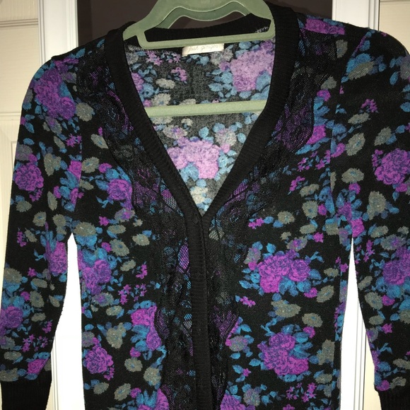 Sweater - Picture 2 of 2